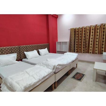 Hotel Shree Puram à Bénarès Extérieur photo